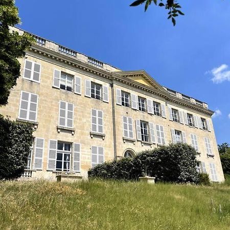 Romantique Jacuzzi, Au Chateau A 30 Min De Paris Apartment Limay Exterior foto